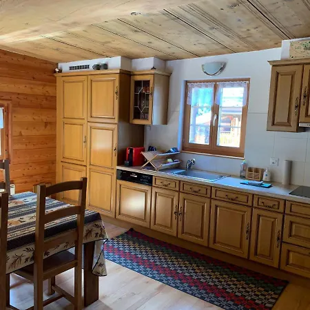 The Amethyst Apartament *